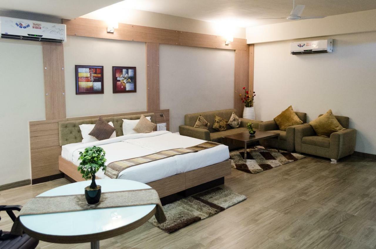 Hotel Genista Inn รานจี ภายนอก รูปภาพ